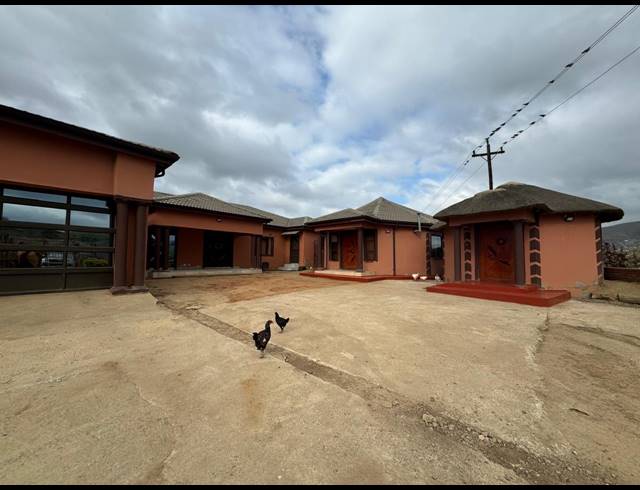 5 BEDROOM HOUSE FOR SALE IN MPOPHOMENI